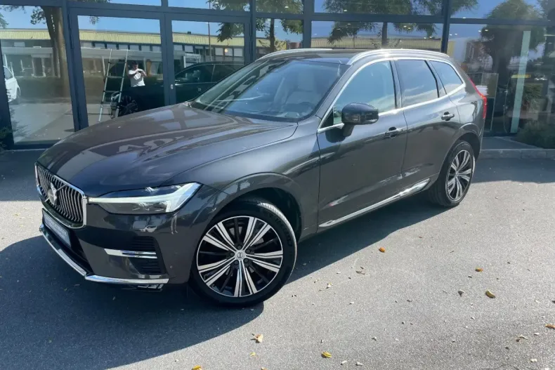 Volvo XC60 din 2022 cu 70.600 km - oferta VOL172918 - foto 4