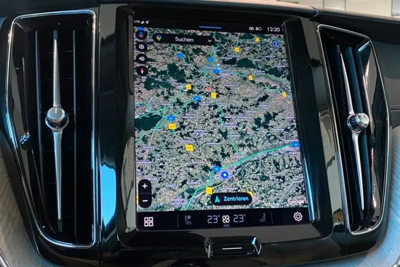 Volvo XC60 din 2022 cu 74.466 km - oferta VOL172921 - foto 24