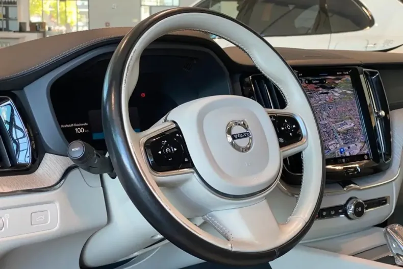 Volvo XC60 din 2022 cu 74.466 km - oferta VOL172921 - foto 26