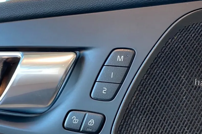 Volvo XC60 din 2022 cu 74.466 km - oferta VOL172921 - foto 27