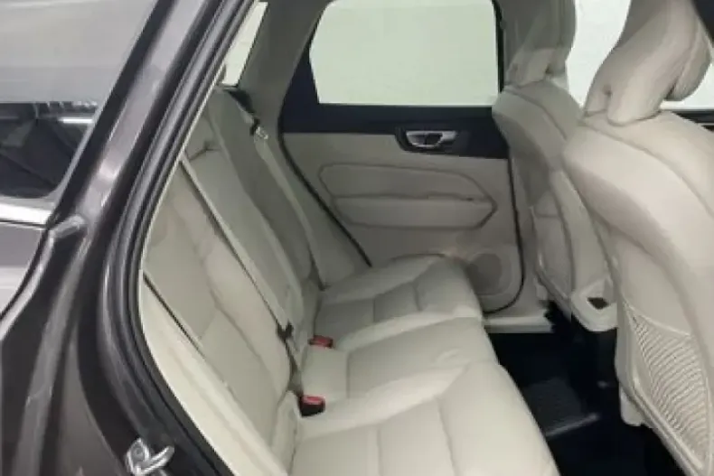 Volvo XC60 din 2021 cu 77.227 km - oferta VOL172922 - foto 9