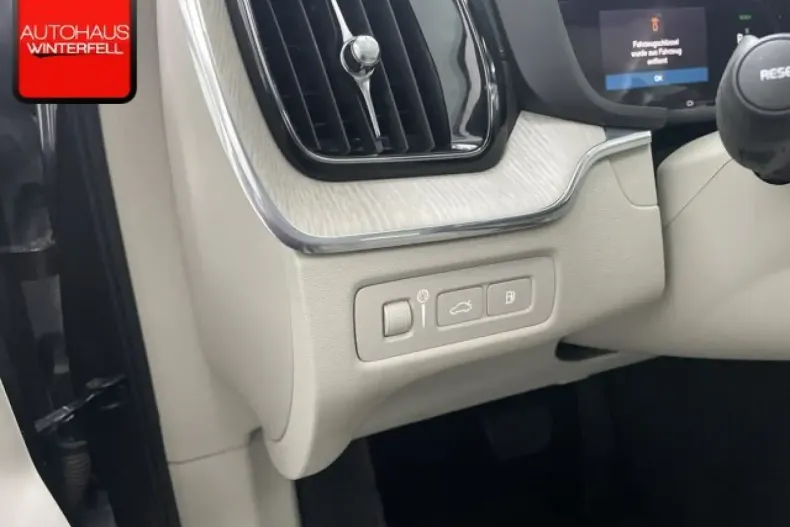 Volvo XC60 din 2021 cu 77.227 km - oferta VOL172922 - foto 34