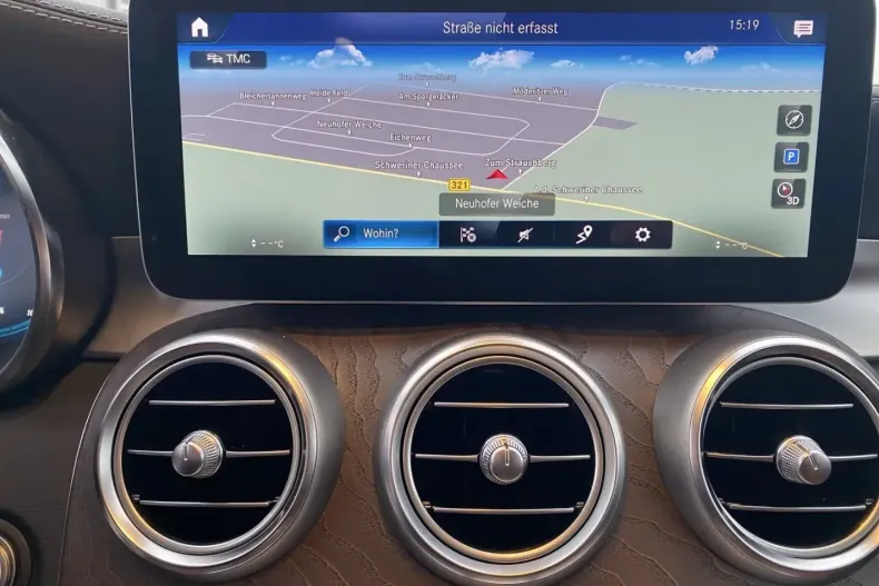 Mercedes-Benz GLC 300 din 2021 cu 45.100 km - oferta MER172928 - foto 14