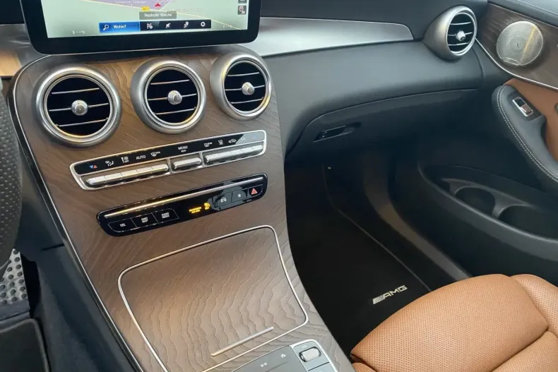 Mercedes-Benz GLC 300 din 2021 cu 45.100 km - oferta MER172928 - foto 15