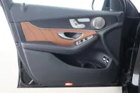 Mercedes-Benz GLC 300 din 2021 cu 37.200 km - oferta MER172929 - foto 11