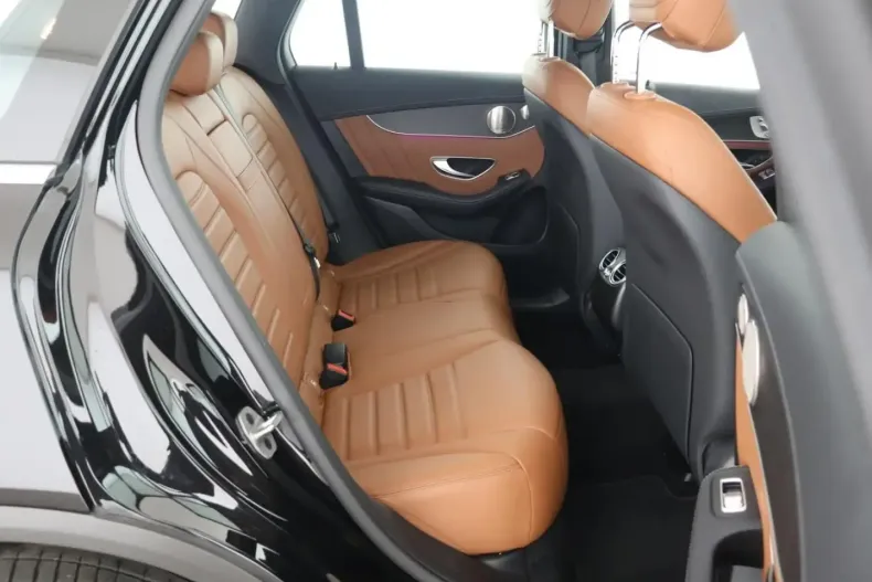 Mercedes-Benz GLC 300 din 2021 cu 37.200 km - oferta MER172929 - foto 13