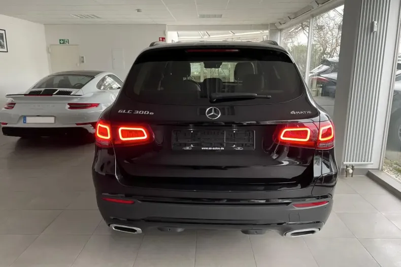 Mercedes-Benz GLC 300 din 2021 cu 91.300 km - oferta MER172931 - foto 6