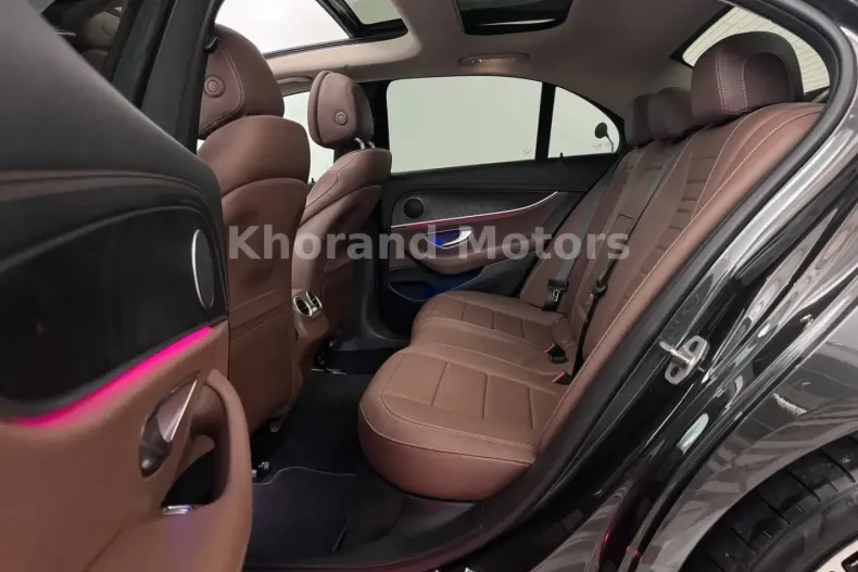 Mercedes-Benz E 300 din 2021 cu 90.000 km - oferta MER172939 - foto 10