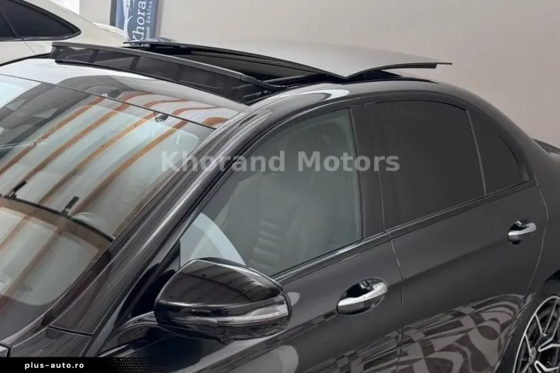 Mercedes-Benz E 300 din 2021 cu 90.000 km - oferta MER172939 - foto 31