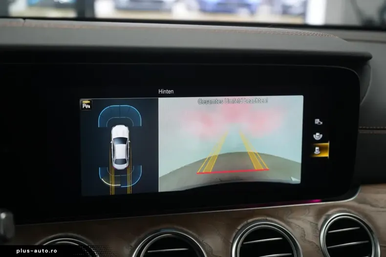 Mercedes-Benz E 300 din 2021 cu 68.000 km - oferta MER172941 - foto 13