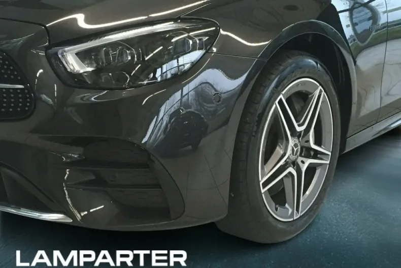 Mercedes-Benz E 300 din 2021 cu 35.788 km - oferta MER172945 - foto 2