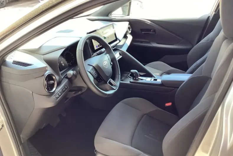 Toyota C-HR din 2024 cu 15.400 km - oferta TOY172960 - foto 6