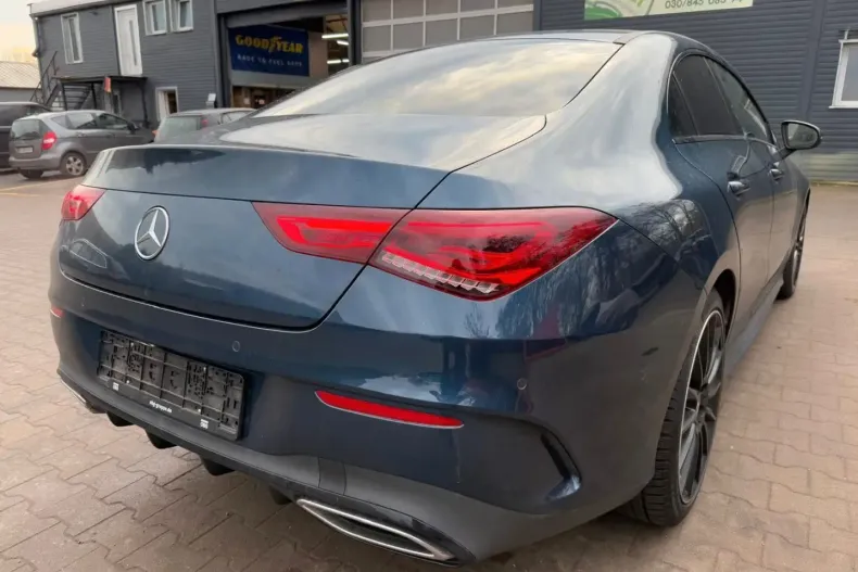 Mercedes-Benz CLA 250 din 2023 cu 95.281 km - oferta MER172966 - foto 4