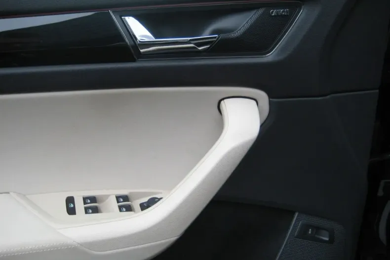 Skoda Kodiaq din 2021 cu 70.882 km - oferta SKO172971 - foto 15