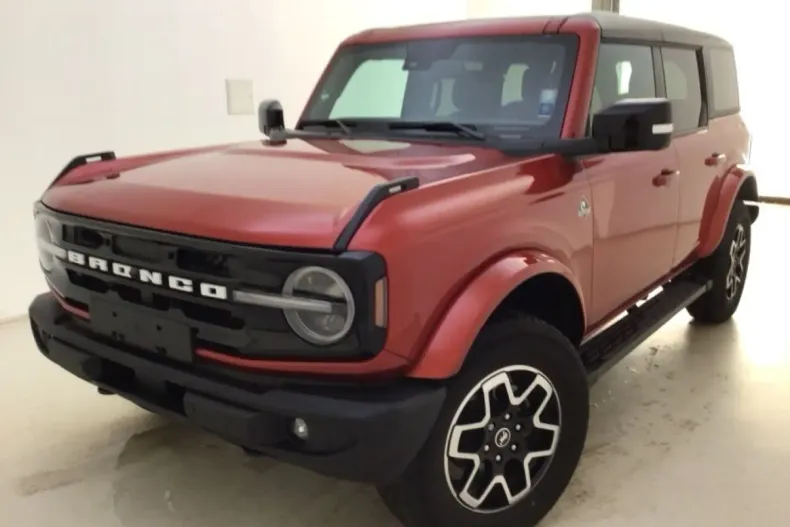 Ford Bronco din 2024 cu 18.156 km - oferta FOR172995 - foto 1