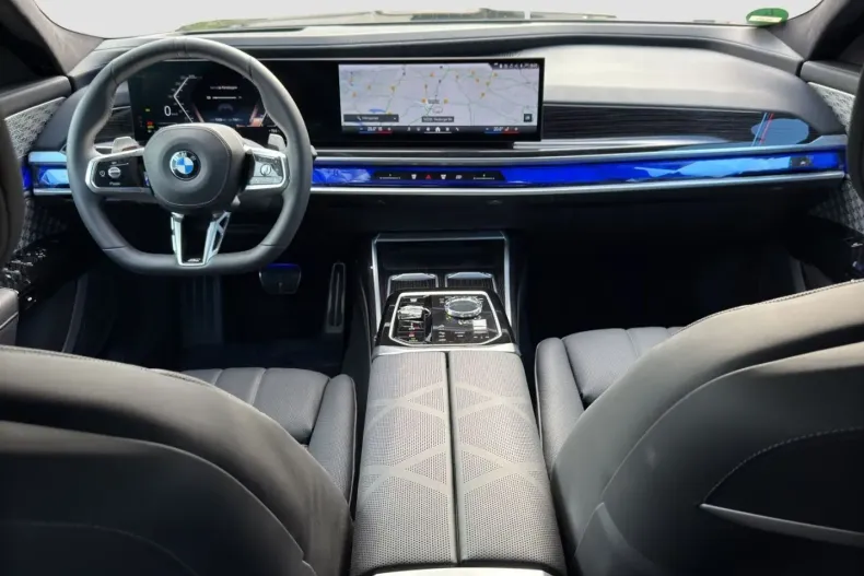 BMW 740 din 2024 cu 11.990 km - oferta BMW172997 - foto 14