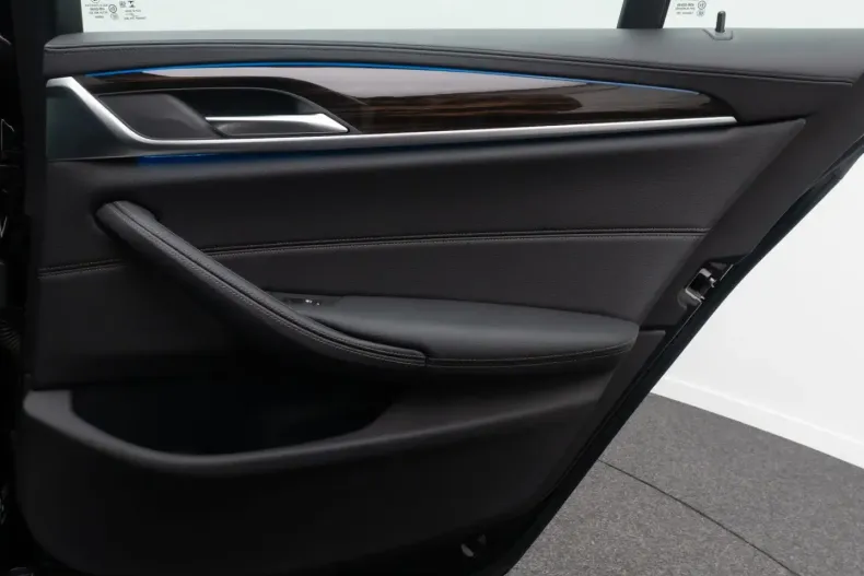 BMW 530 din 2022 cu 37.911 km - oferta BMW173021 - foto 31