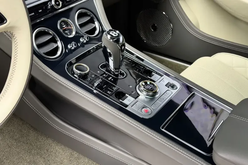 Bentley Continental GT din 2024 cu 23.600 km - oferta BEN173044 - foto 6