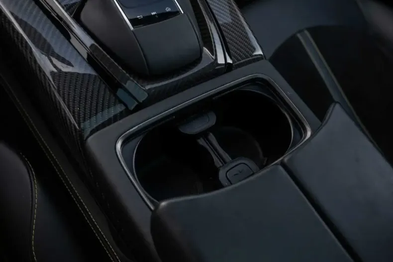 Aston Martin DBX din 2023 cu 25.500 km - oferta AST173046 - foto 35