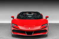 Ferrari SF90 din 2023 cu 4.500 km - oferta FER173052 - foto 11