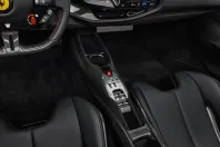 Ferrari SF90 din 2023 cu 4.500 km - oferta FER173052 - foto 14