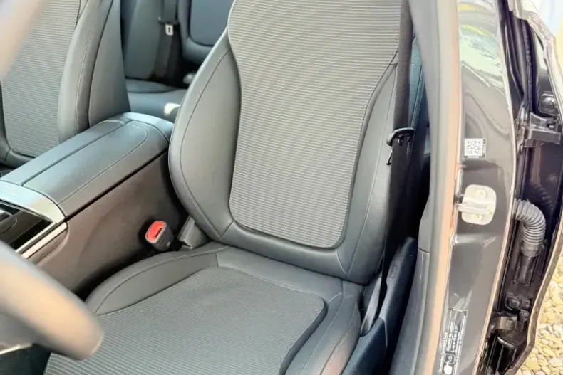 Mercedes-Benz C 200 din 2024 cu 6.800 km - oferta MER173058 - foto 10