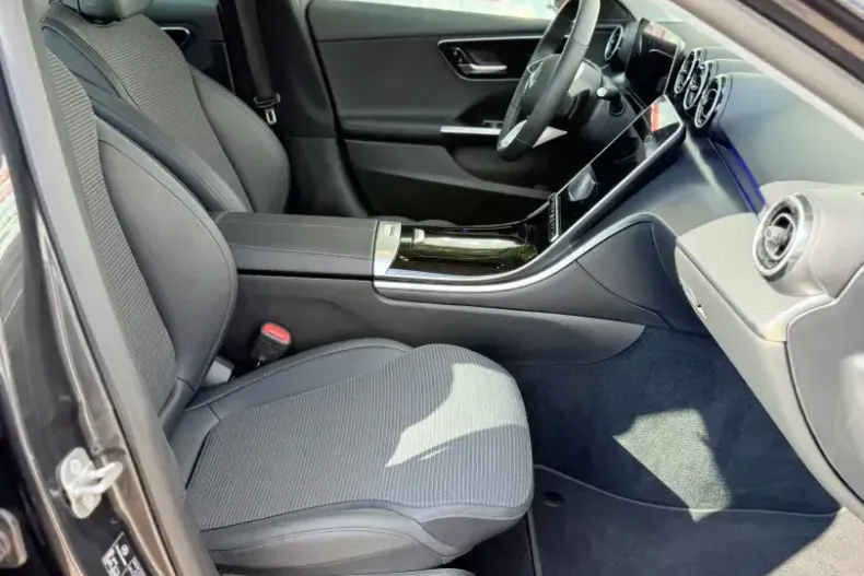 Mercedes-Benz C 200 din 2024 cu 6.800 km - oferta MER173058 - foto 17