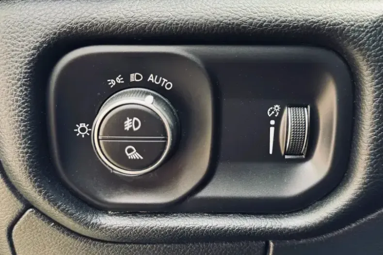 Dodge RAM din 2022 cu 138.000 km - oferta DOD173060 - foto 25