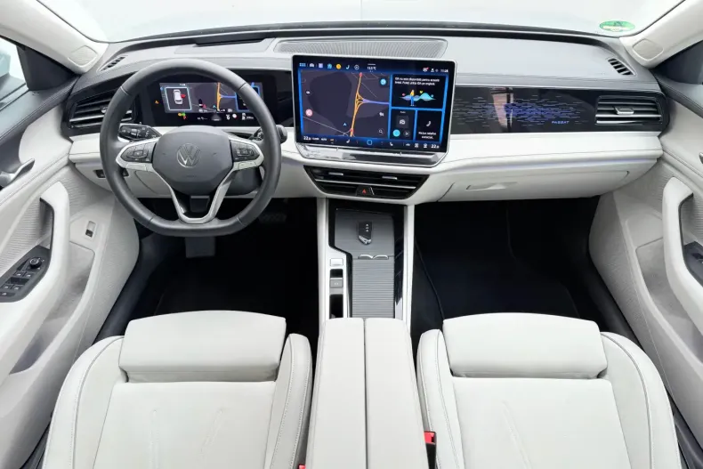 Volkswagen Passat din 2024 cu 11.000 km - oferta VOL173061 - foto 19