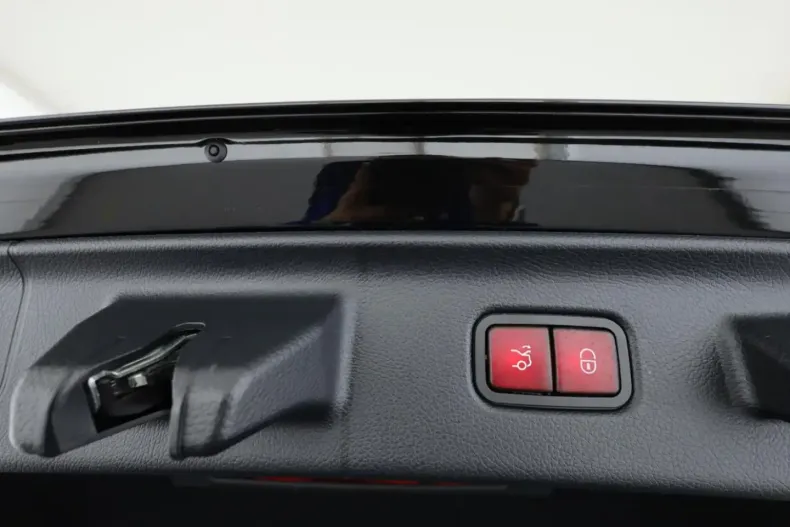 Mercedes-Benz S 680 din 2025 cu 6.046 km - oferta MER173070 - foto 24