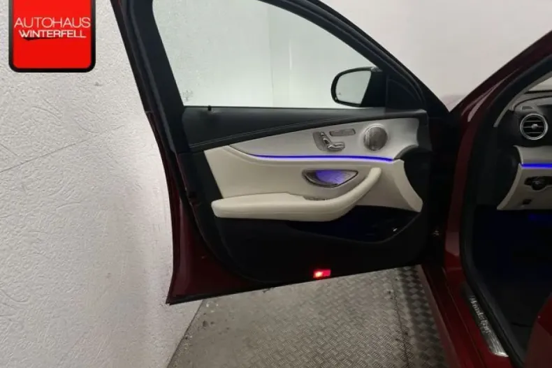 Mercedes-Benz E 400 din 2022 cu 98.030 km - oferta MER173072 - foto 37