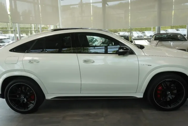 Mercedes-Benz GLE 63 AMG din 2023 cu 21.980 km - oferta MER173073 - foto 4