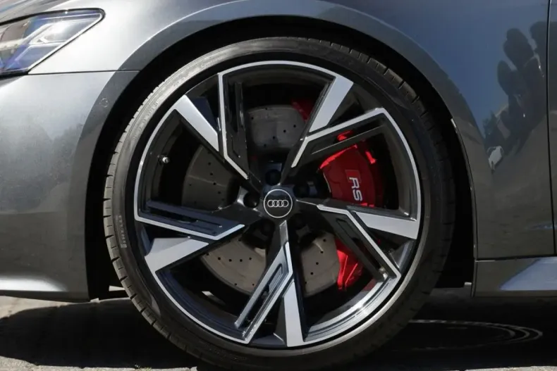 Audi RS6 din 2023 cu 67.800 km - oferta AUD173084 - foto 4