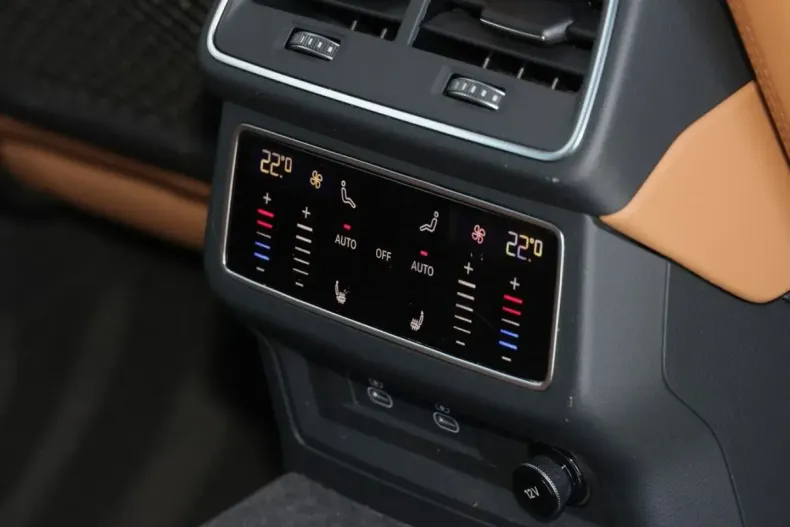 Audi RS6 din 2023 cu 67.800 km - oferta AUD173084 - foto 14