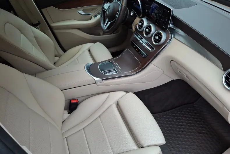 Mercedes-Benz GLC din 2020 cu 83.840 km - oferta MER173087 - foto 11