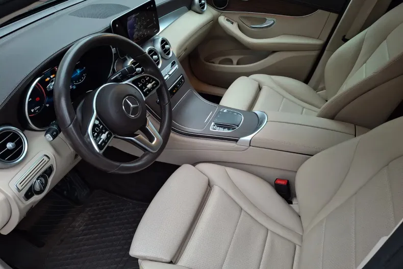 Mercedes-Benz GLC din 2020 cu 83.840 km - oferta MER173087 - foto 13