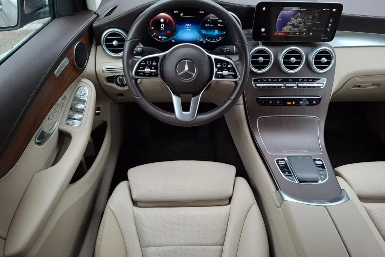 Mercedes-Benz GLC din 2020 cu 83.840 km - oferta MER173087 - foto 14