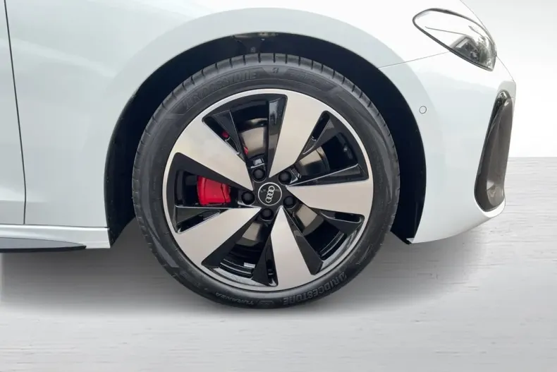 Audi A5 din 2026 cu 4.000 km - oferta AUD173088 - foto 4