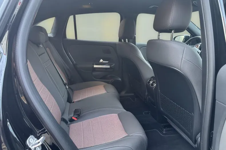 Mercedes-Benz EQA din 2024 cu 8.014 km - oferta MER173098 - foto 14