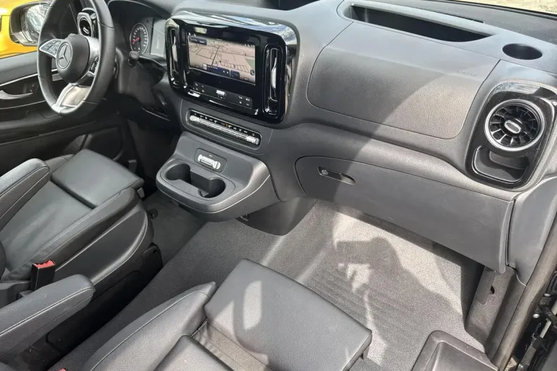 Mercedes-Benz Vito din 2024 cu 39.405 km - oferta MER173107 - foto 11