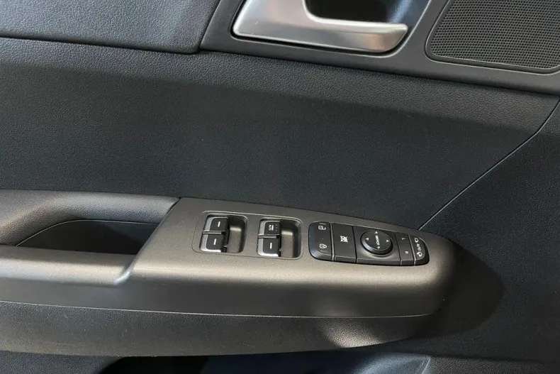 Kia Sportage din 2021 cu 51.604 km - oferta KIA173109 - foto 22