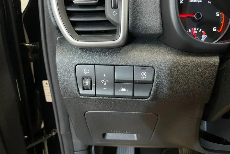 Kia Sportage din 2021 cu 51.604 km - oferta KIA173109 - foto 23