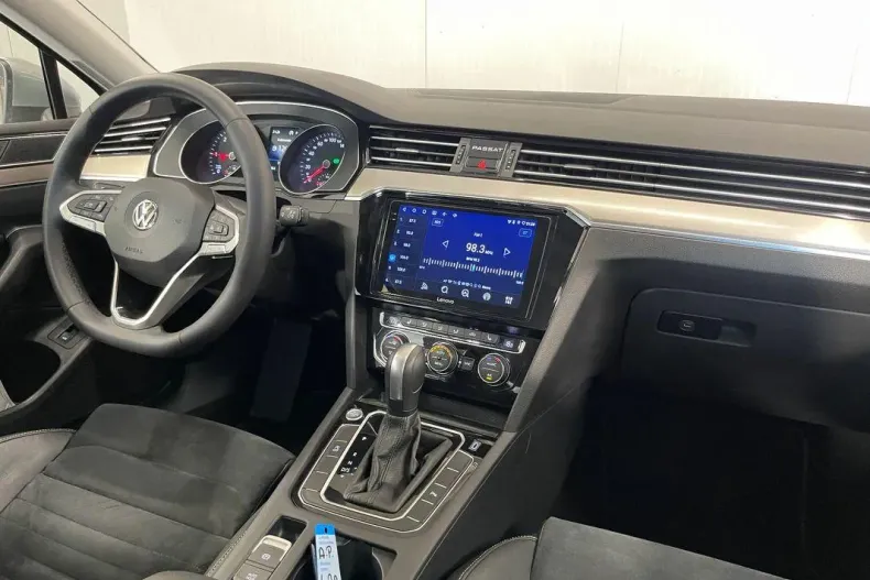 Volkswagen Passat din 2020 cu 74.432 km - oferta VOL173110 - foto 8