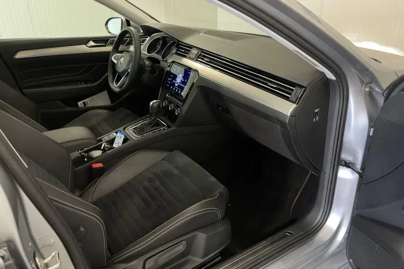 Volkswagen Passat din 2020 cu 74.432 km - oferta VOL173110 - foto 9