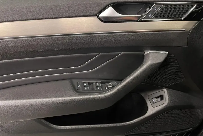 Volkswagen Passat din 2020 cu 58.744 km - oferta VOL173111 - foto 25