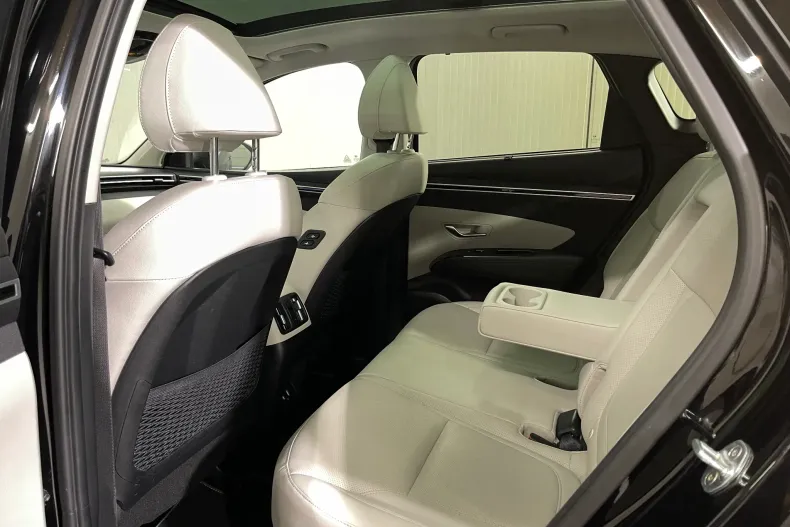 Hyundai TUCSON din 2022 cu 96.696 km - oferta HYU173112 - foto 12