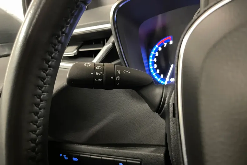 Toyota Corolla din 2022 cu 90.888 km - oferta TOY173116 - foto 23