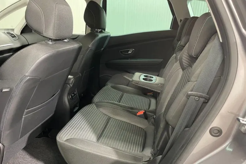 Renault Scenic din 2020 cu 135.154 km - oferta REN173122 - foto 11