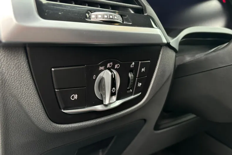 BMW iX3 (Seria i) din 2021 cu 58.500 km - oferta BMW173128 - foto 16