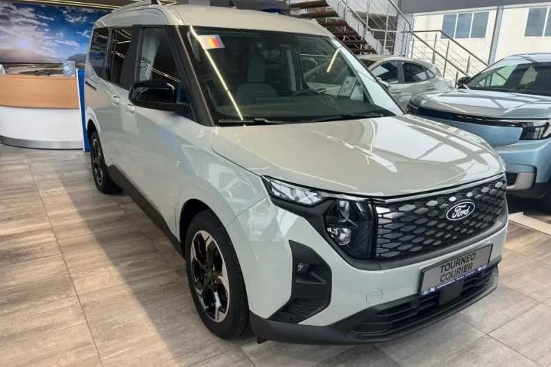 Ford Tourneo Courier din 2025 cu 5 km - oferta FOR173129 - foto 2